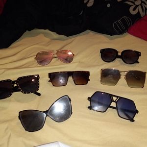 Multiple sunglasses